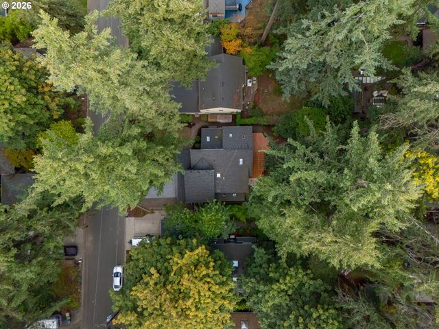 4264 HARVEY Way, Lake Oswego, OR 97035