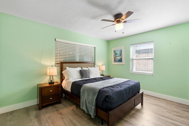 702 W Bloxham Street, Lantana, FL 33462