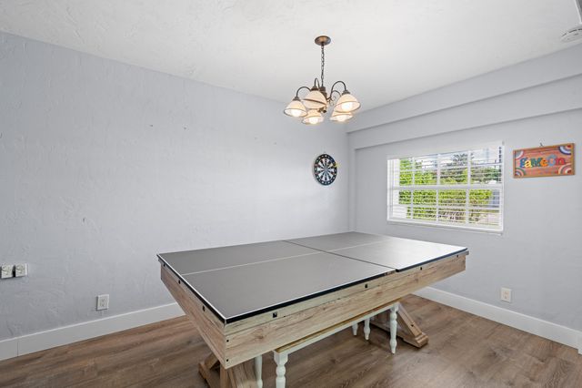 702 W Bloxham Street, Lantana, FL 33462