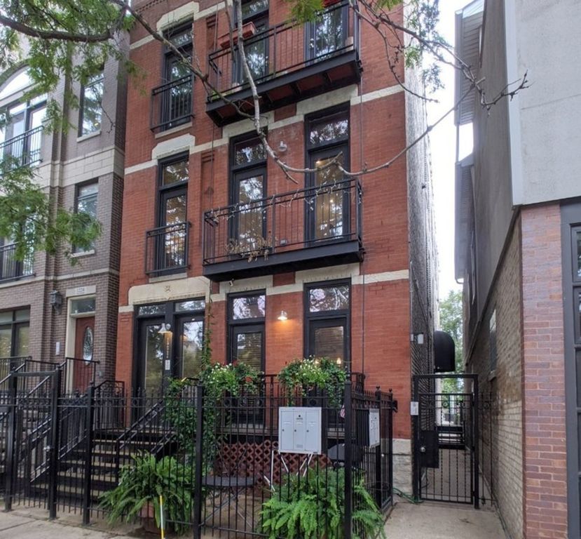 1222 W Hubbard Street 1R, Chicago, IL 60642
