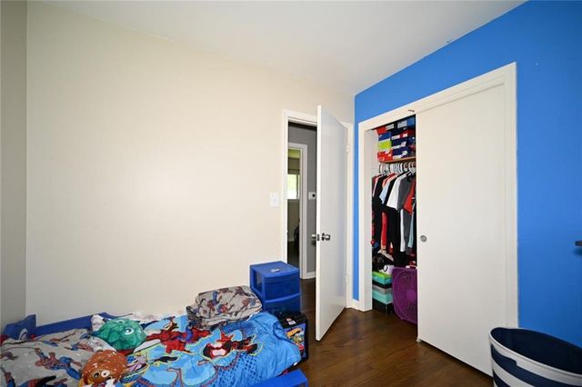 5437 N Askew Avenue, Kansas City, MO 64119