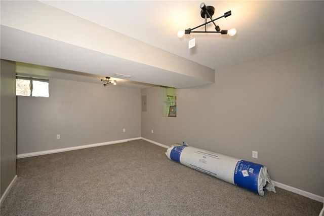 5437 N Askew Avenue, Kansas City, MO 64119