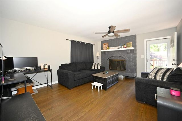 5437 N Askew Avenue, Kansas City, MO 64119