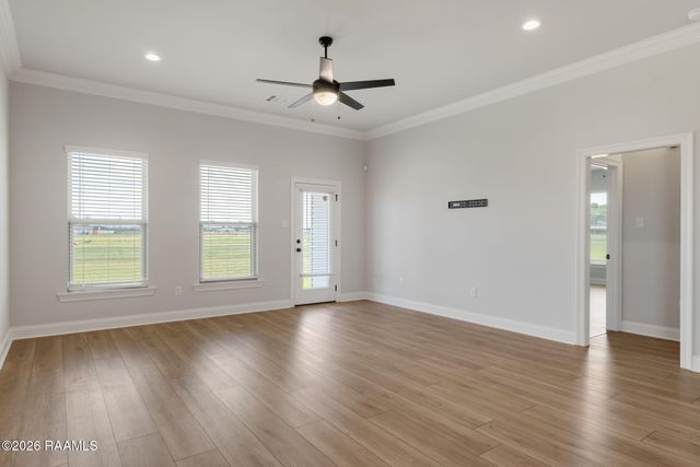 106 Bejeweled Avenue, Youngsville, LA 70592