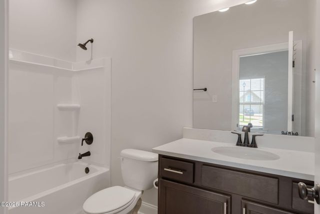 106 Bejeweled Avenue, Youngsville, LA 70592