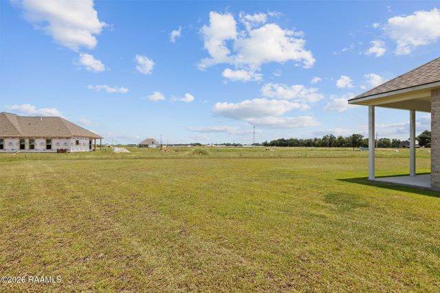 106 Bejeweled Avenue, Youngsville, LA 70592