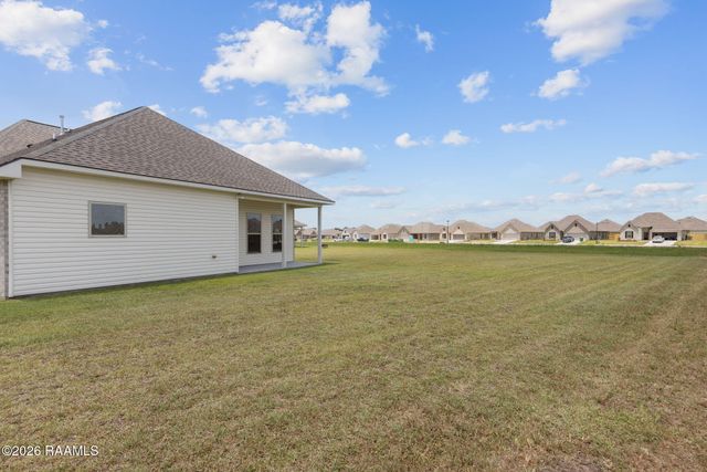 106 Bejeweled Avenue, Youngsville, LA 70592
