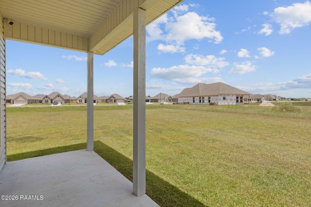 106 Bejeweled Avenue, Youngsville, LA 70592