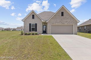 106 Bejeweled Avenue, Youngsville, LA 70592
