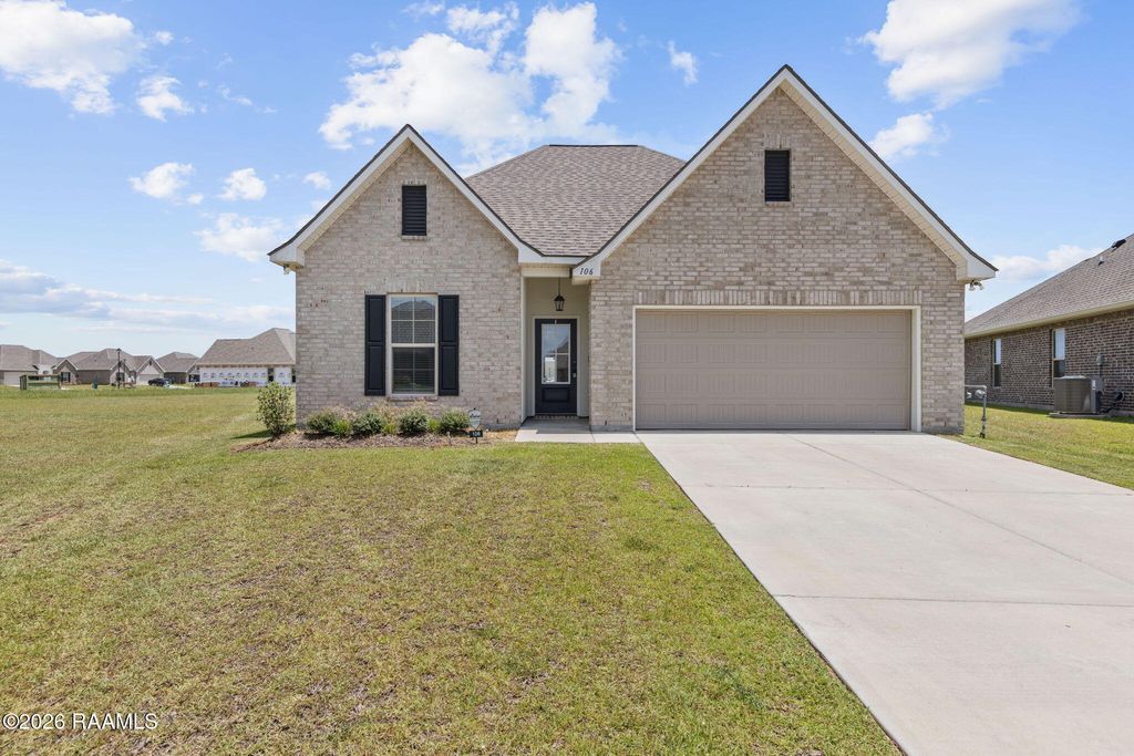 106 Bejeweled Avenue, Youngsville, LA 70592