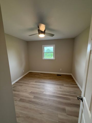 3750 Yager Rd, Mcminnville, TN 37110