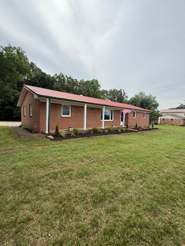 3750 Yager Rd, Mcminnville, TN 37110