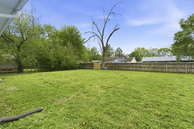 3238 W Latoka Street, Springfield, MO 65807