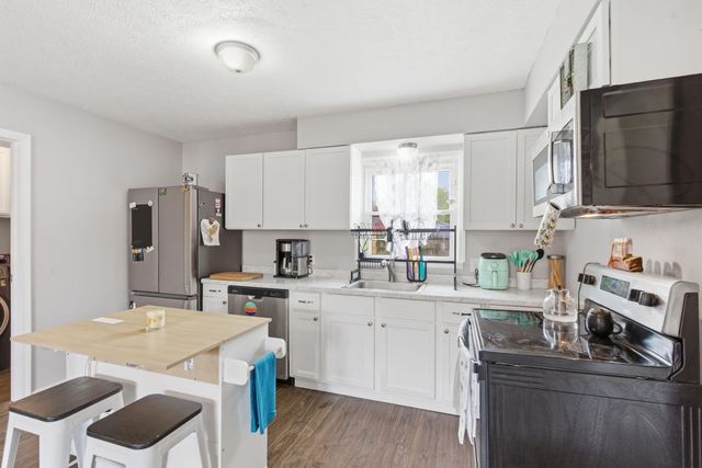 3238 W Latoka Street, Springfield, MO 65807