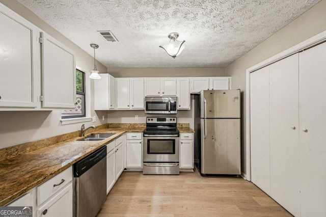3190 Cape Circle, Alpharetta, GA 30009