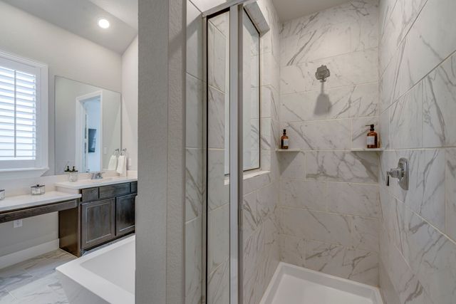 512 Country Meadows Boulevard, Waxahachie, TX 75165