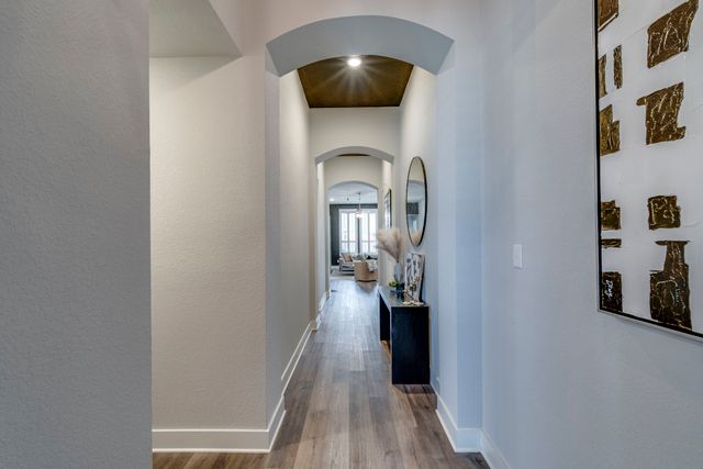 512 Country Meadows Boulevard, Waxahachie, TX 75165