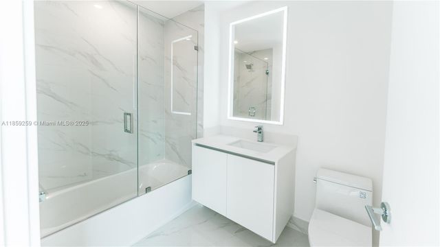 700 NE 24th St 4407, Miami, FL 33137