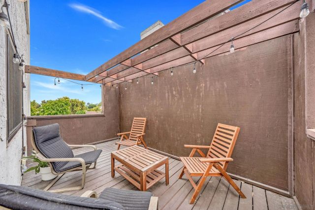 2282 Caminito Pescado 44, San Diego, CA 92107