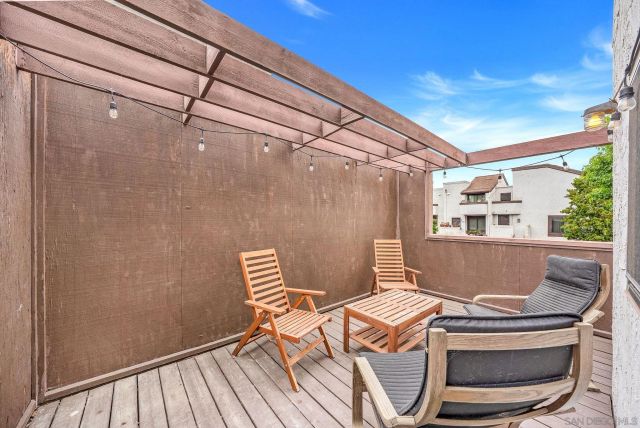 2282 Caminito Pescado 44, San Diego, CA 92107