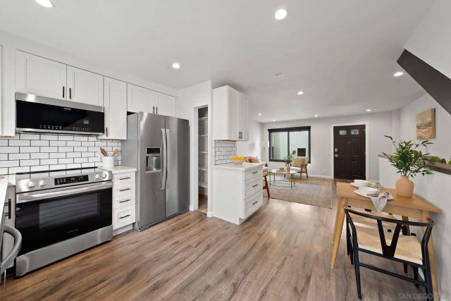 2282 Caminito Pescado 44, San Diego, CA 92107