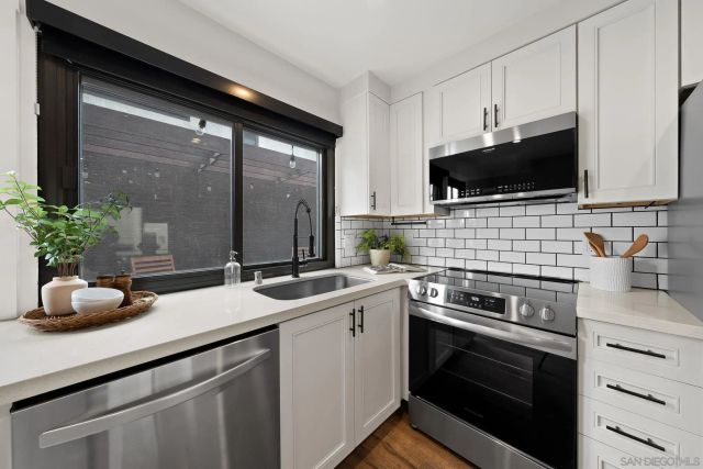 2282 Caminito Pescado 44, San Diego, CA 92107