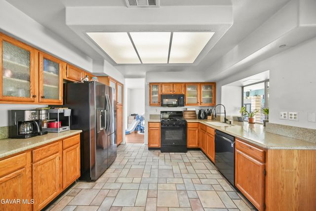 39463 Middleton Street, Palmdale, CA 93551