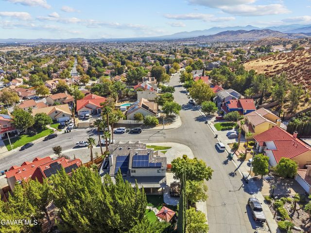 39463 Middleton Street, Palmdale, CA 93551