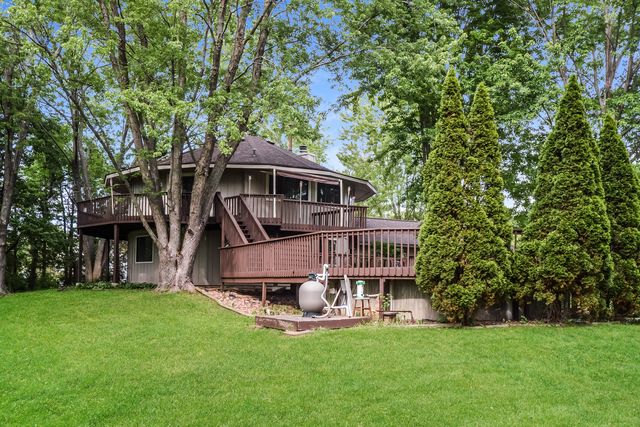 526 Towne Court SE, Gilberts, IL 60136