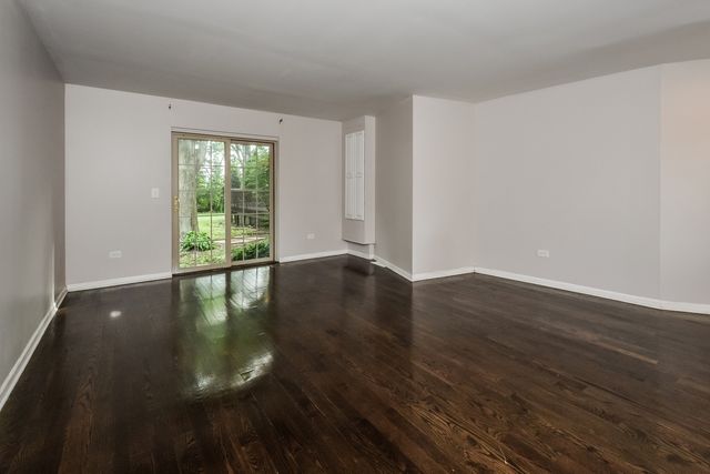 526 Towne Court SE, Gilberts, IL 60136