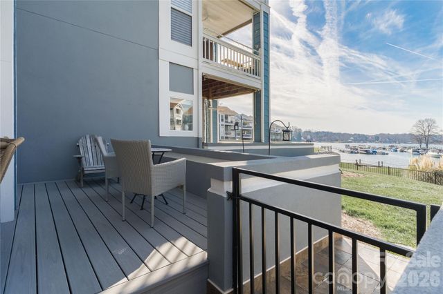 1113 Torrence Circle, Davidson, NC 28036