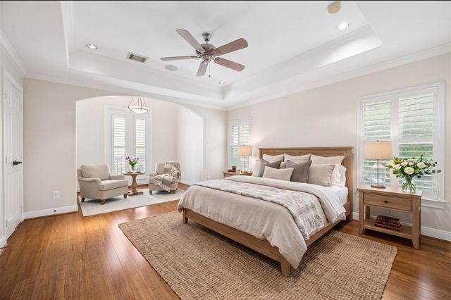 6210 Sutherland Square, Houston, TX 77081