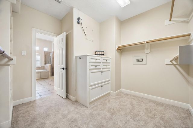 6210 Sutherland Square, Houston, TX 77081