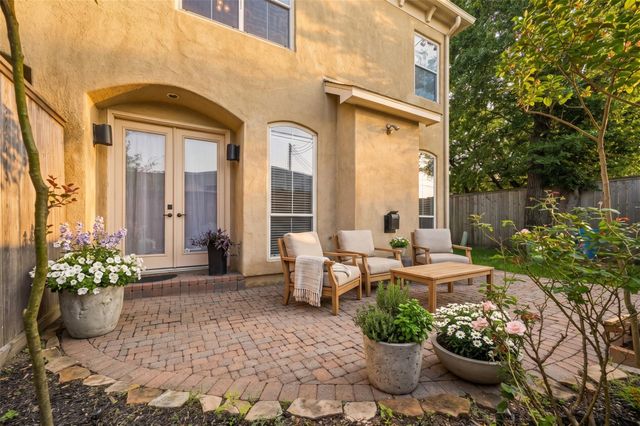6210 Sutherland Square, Houston, TX 77081