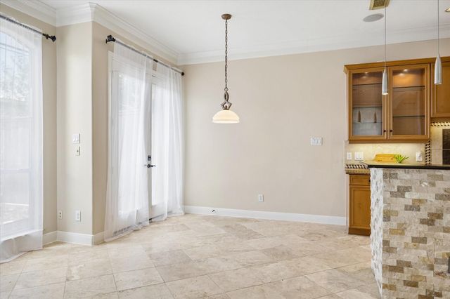 6210 Sutherland Square, Houston, TX 77081