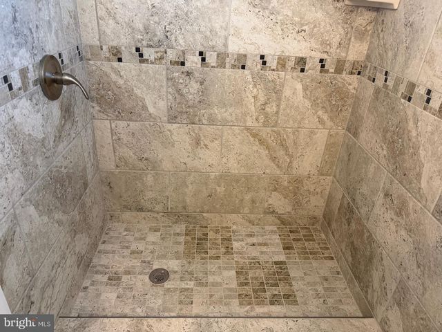 5908 NASSAU ST, District Heights, MD 20747