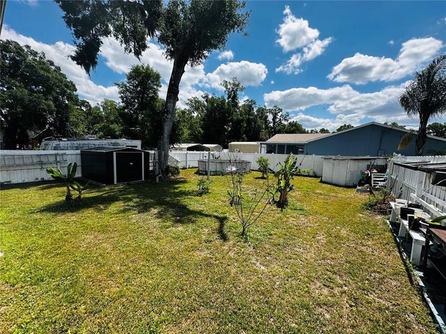 606 W VOORHIS AVENUE, Deland, FL 32720
