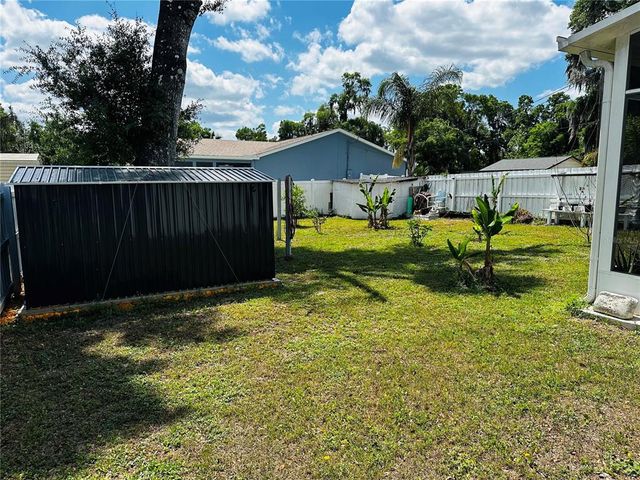 606 W VOORHIS AVENUE, Deland, FL 32720