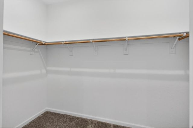 9453 Del Seis Dr, Sacramento, CA 95829