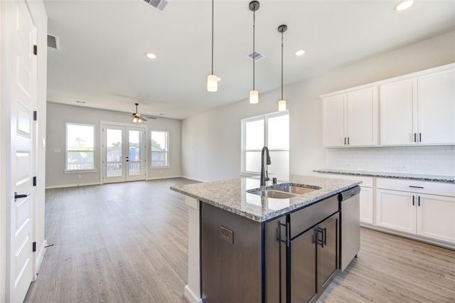 1931 Pueblo Nuevo Path, Houston, TX 77077