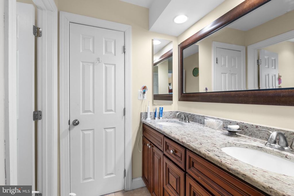 Image 30 of property listing at 1201 ALICIA DR, Upper Marlboro, MD 20774