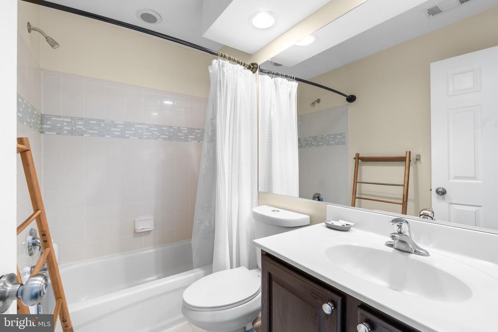 Image 32 of property listing at 1201 ALICIA DR, Upper Marlboro, MD 20774