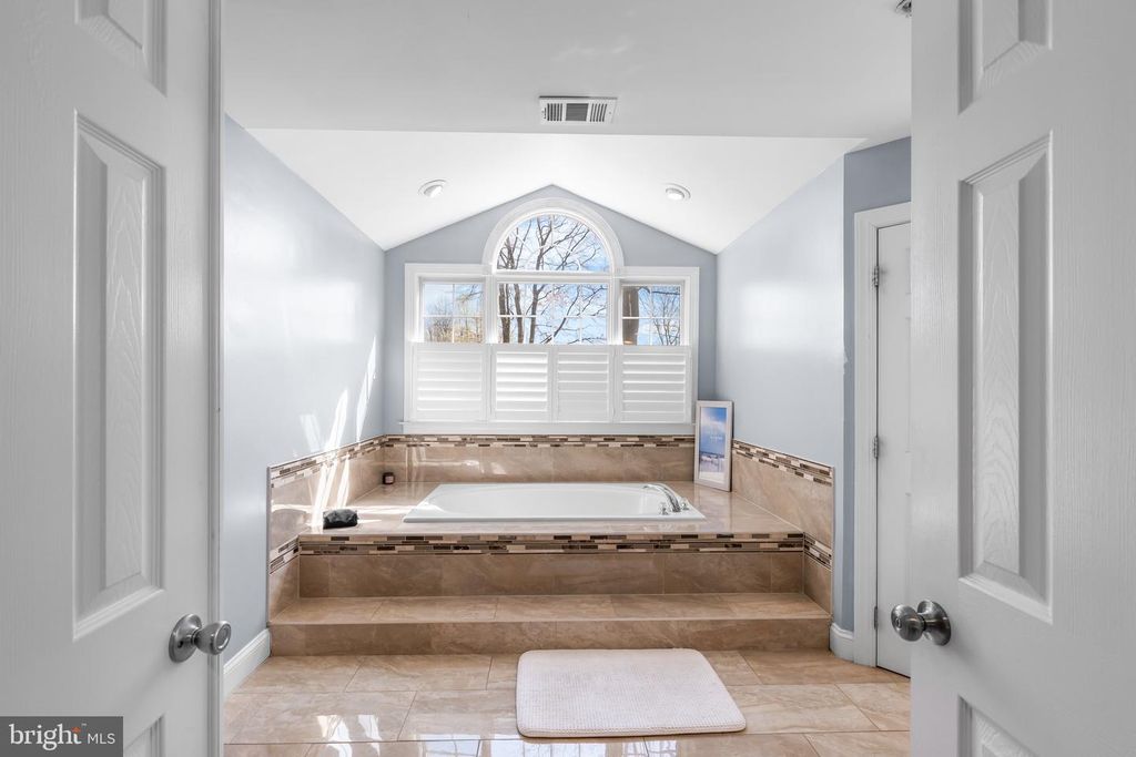 Image 35 of property listing at 1201 ALICIA DR, Upper Marlboro, MD 20774