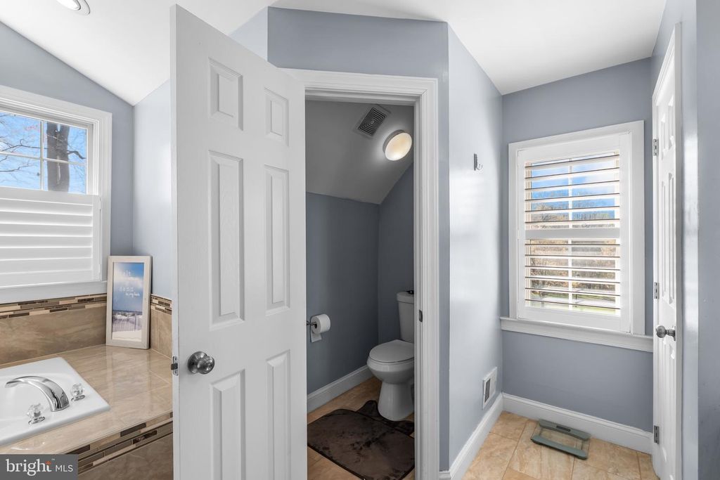 Image 38 of property listing at 1201 ALICIA DR, Upper Marlboro, MD 20774