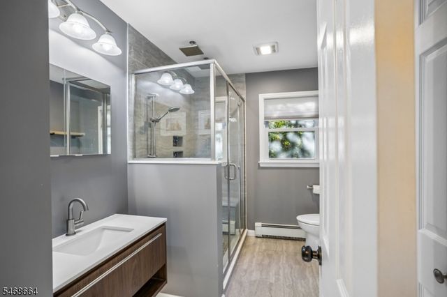 54 Cedar Ridge Dr, Vernon Twp., NJ 07462