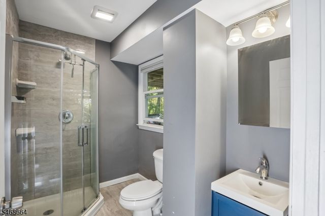 54 Cedar Ridge Dr, Vernon Twp., NJ 07462