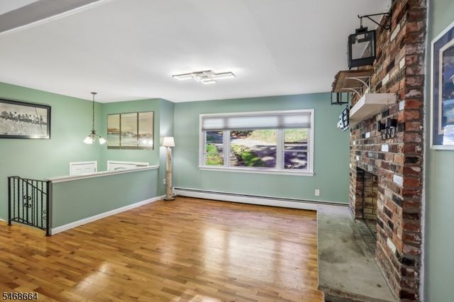 54 Cedar Ridge Dr, Vernon Twp., NJ 07462