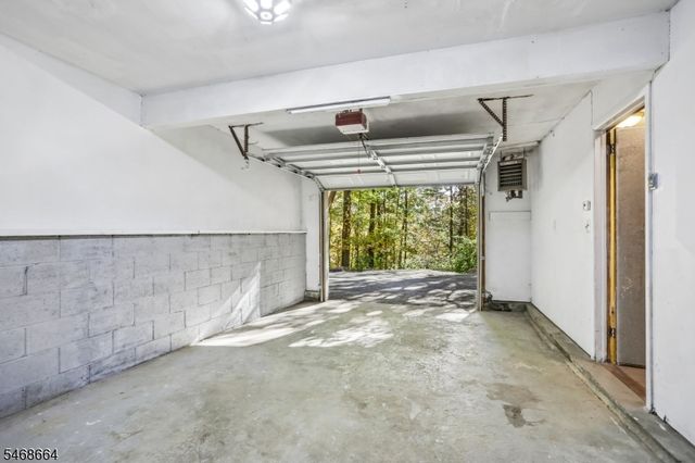 54 Cedar Ridge Dr, Vernon Twp., NJ 07462