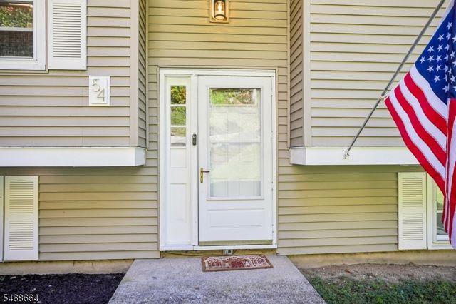 54 Cedar Ridge Dr, Vernon Twp., NJ 07462