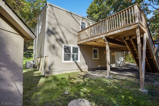 54 Cedar Ridge Dr, Vernon Twp., NJ 07462